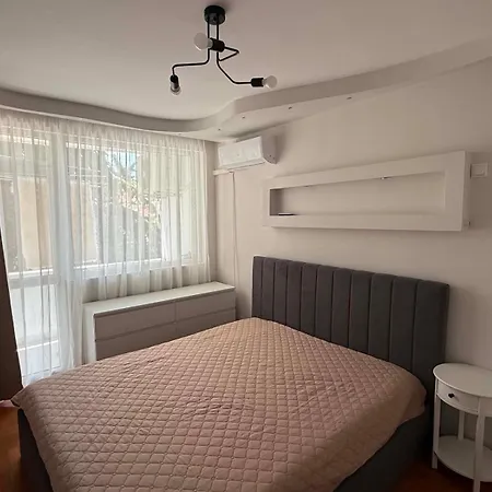 Apartmán голям тристаен